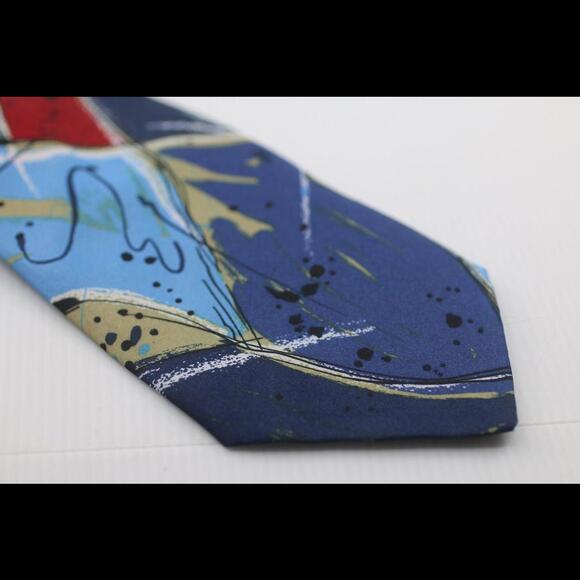 Maid in Canada Tie Gallerie Laurent de Paris - Picture 2 of 7